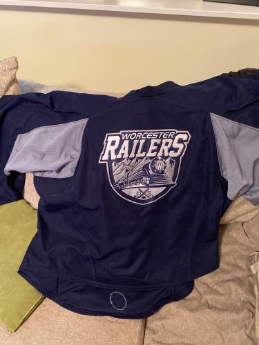 ECHL Worcester Railers goalie practice jersey.