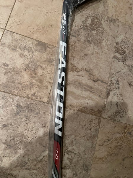 New Senior Easton Left Hand Synergy 450 Hockey Stick P28