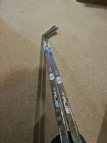 (1 left) New Pro Stock Lockhart True Hzrdus PX Stick, RH P90 75 Flex