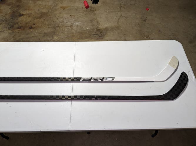 New Senior PRO Right Handed Red Line Hockey Stick Toe Pattern Pro Stock