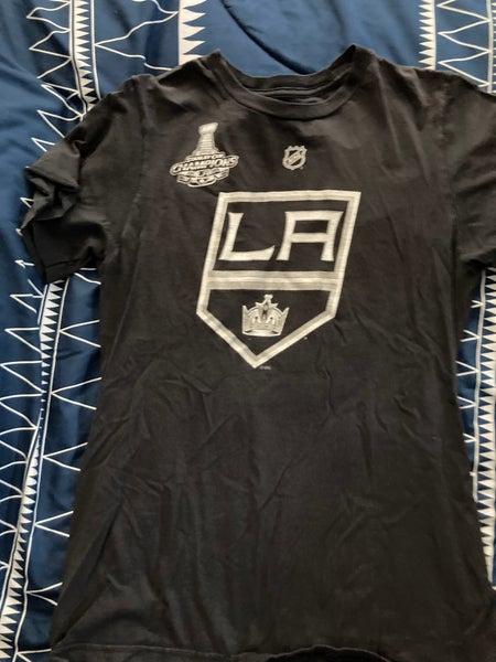 Black and Grey Used LA KINGS Small Men's Shirts