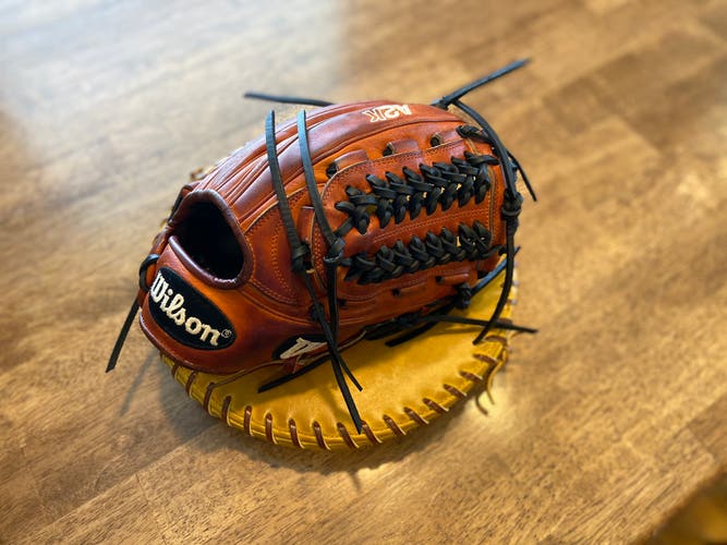 Restored Wilson Right Hand Throw Infield A2K D33 Baseball Glove 11.75”