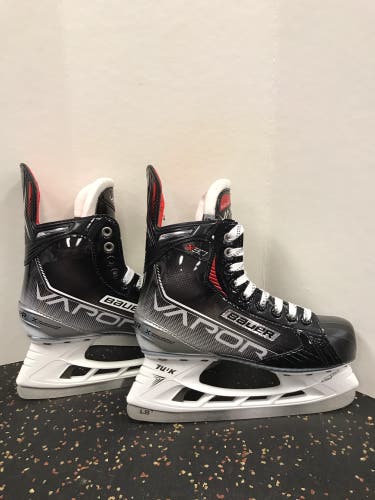 Senior New Bauer Vapor X3.7 Hockey Skates Extra Wide Width Size 5