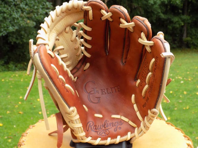 Used Rawlings Infield Right Hand Throw Gold Glove Elite Baseball Glove 11.5"