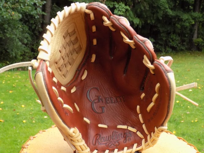 Used Rawlings Pitcher's Right Hand Throw Gold Glove Elite Baseball Glove 12"