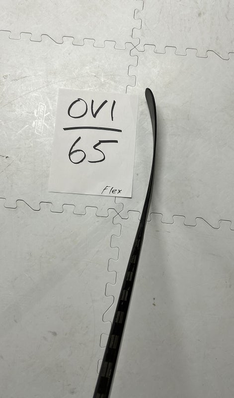 Senior(1x)Right OVI 65 Flex PROBLACKSTOCK Toe Pattern Pro Stock Hockey Stick