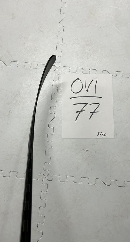 Senior(1x)Left OVI 77 Flex PROBLACKSTOCK Toe Pattern Pro Stock Hockey Stick