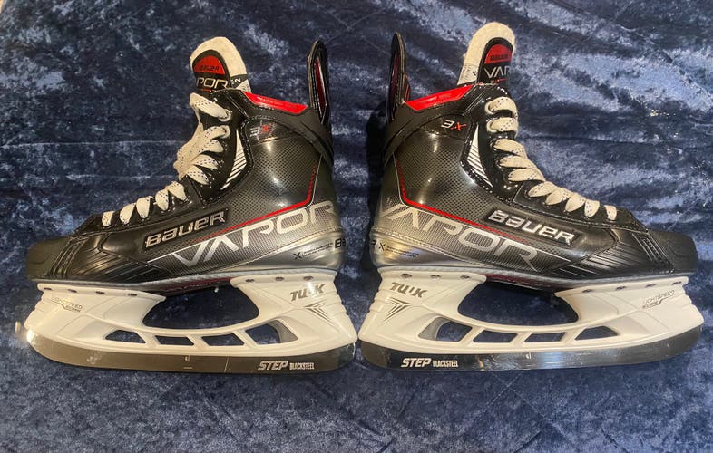Used Bauer   Size 9 Vapor 3X Hockey Skates