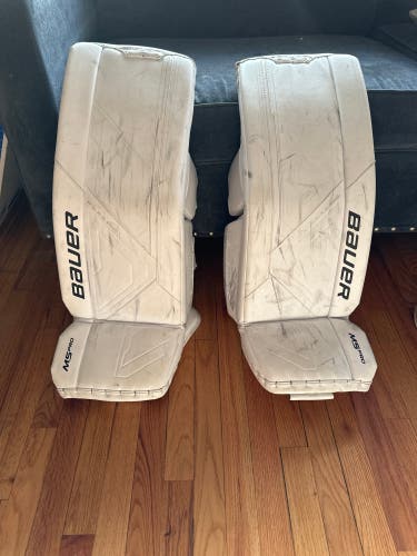 32" Bauer  Supreme M5 Pro Goalie Leg Pads
