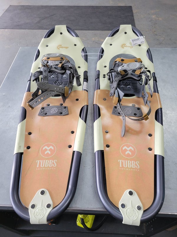 Used Tubbs 30" Snowshoes