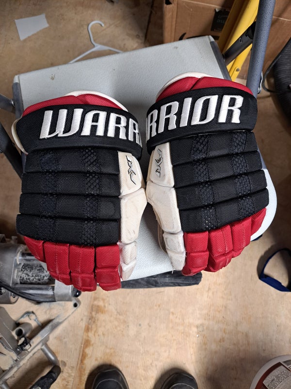 Warrior AX1 Tampa Bay Lightning 3rd Johnson - Gloves - Gallery - Pro Stock  Hockey 