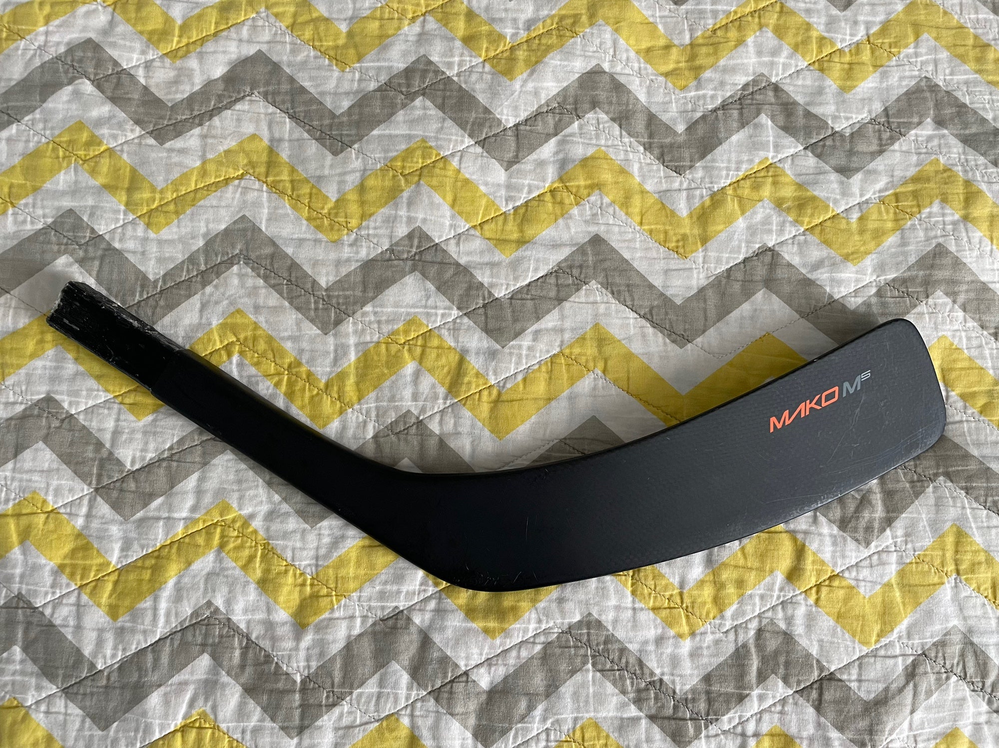 Easton Mako M5 Composite Stick '12 Model - Senior