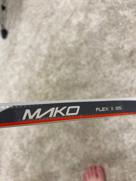 NEW Easton Mako M2 Right 85 Flex P3 Hall Senior Pro Ice Hockey