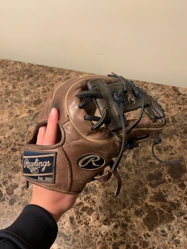 Used Infield 11.5" Heart of the Hide Baseball Glove