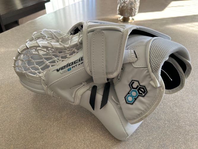 Full Right Vaughn Velocity VE8 ( Like new ) Used Once