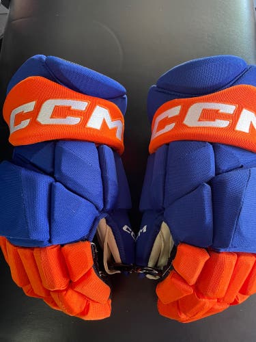 CCM 15" Pro Stock Gloves