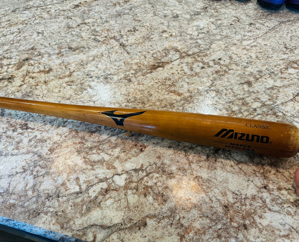 Mizuno Maple Baseball bat