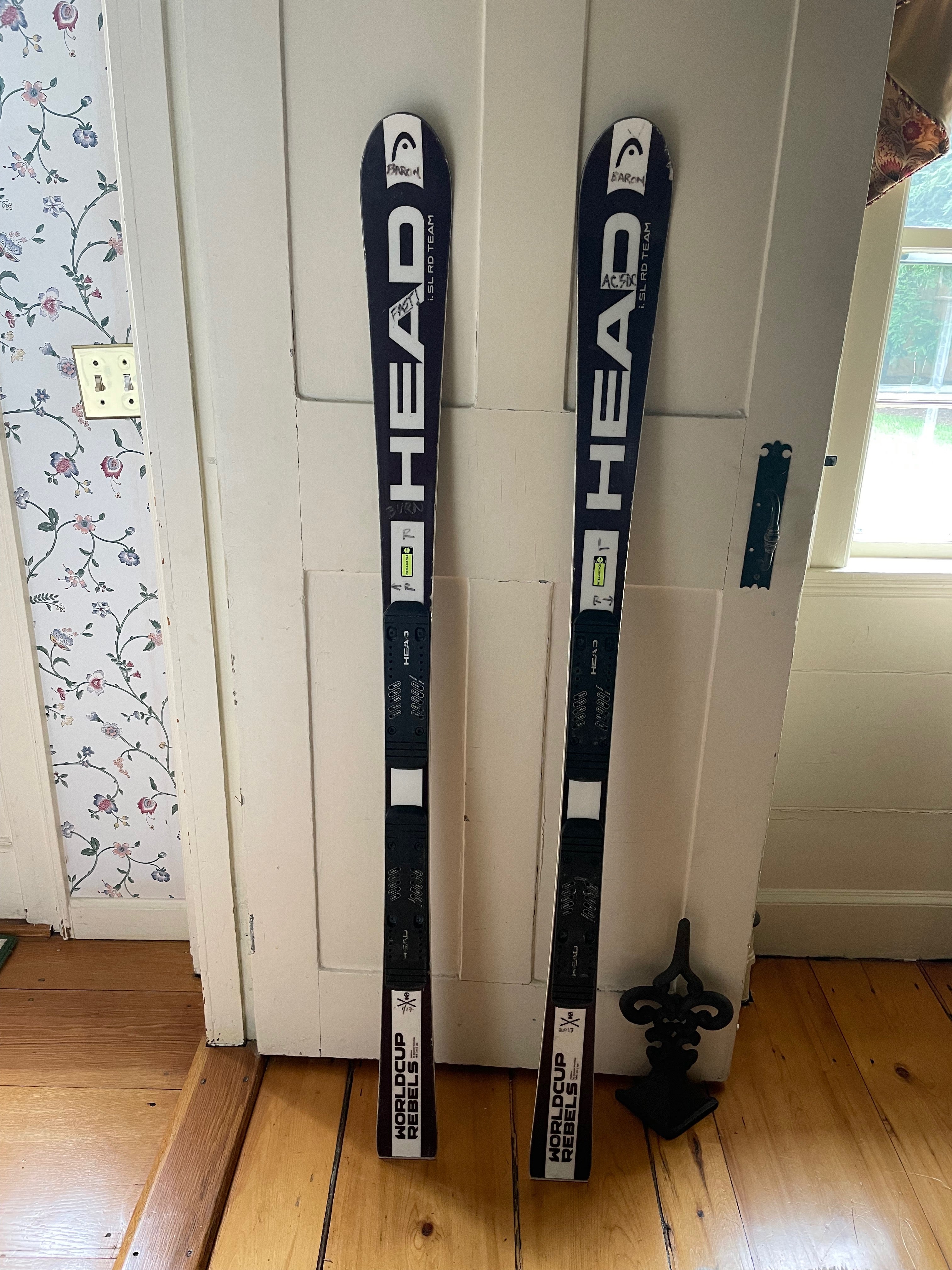 Used Unisex HEAD 144 cm Racing World Cup Rebels i.SL RD Skis