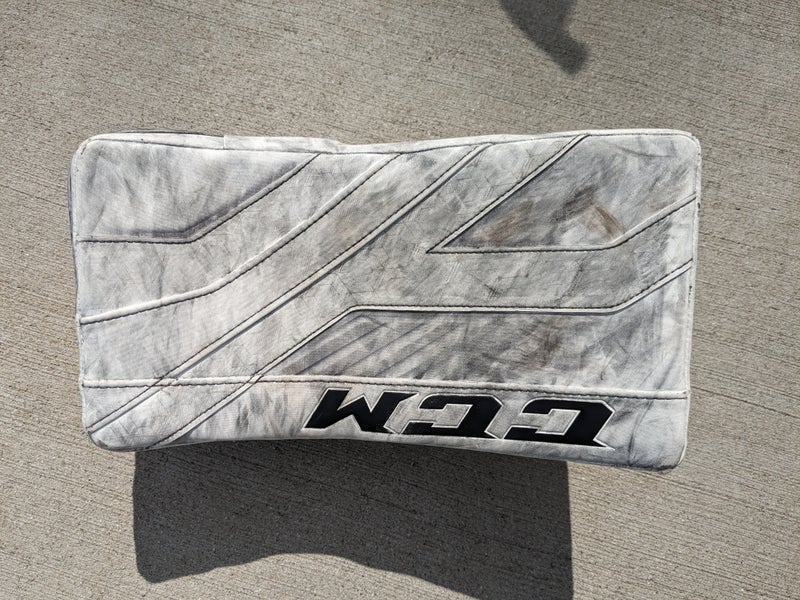 Used CCM Regular Axis Pro Blocker