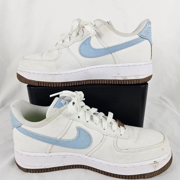 Nike Womens Air Force 1 '07 SE (White) 7.5