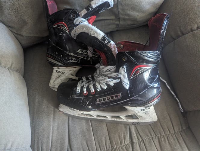 Senior Used Bauer Vapor X800 Hockey Skates Regular Width Size 8