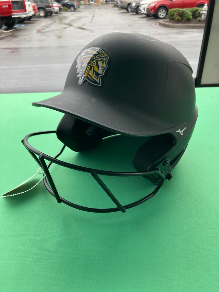 Used 7 3/8 Mizuno Batting Helmet