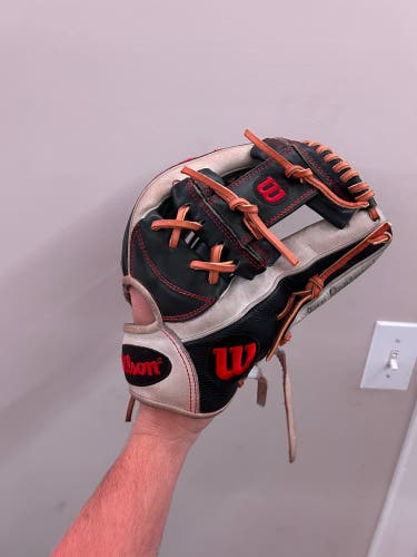 Relaced 11.75” Wilson A2000