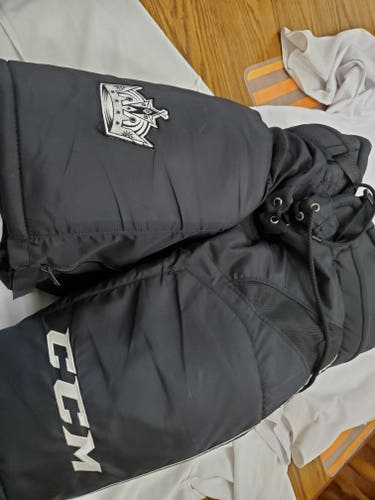 Senior Used Large CCM HP35 Hockey Pants Pro Stock