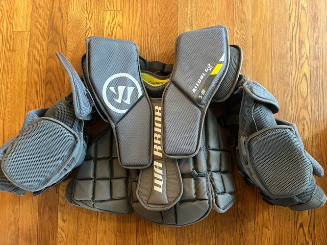 Used Small-Medium Warrior Ritual G2 Goalie Chest Protector