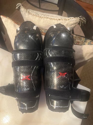 Used Bauer  Vapor 1X Lite Shin Pads