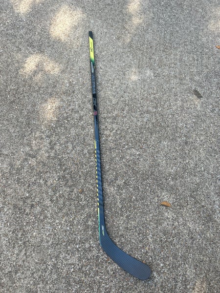 Senior Left Hand P92 Pro Stock Alpha DX Hockey Stick