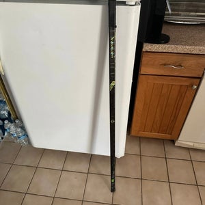 Junior Right Handed P88  Ag5nt Hockey Stick