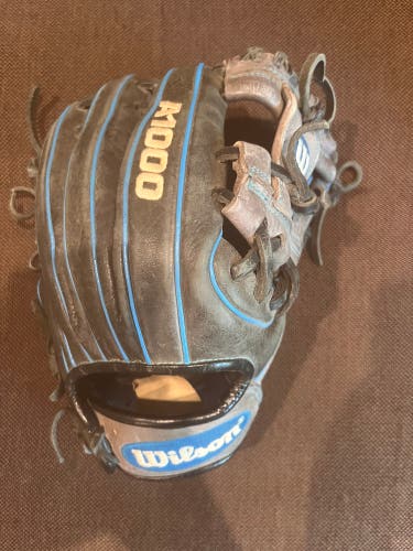 Right Hand Throw 11.25" A1000 Baseball Glove