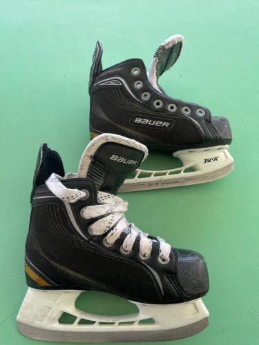 Youth Used Bauer Supreme One20 Hockey Skates D&R (Regular) 11.0