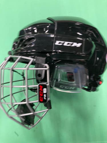 Used Other / Unknown CCM FL3DS Helmet