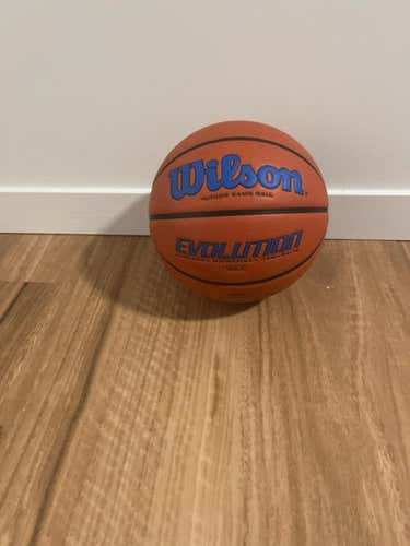 Used Men's Wilson Basketball