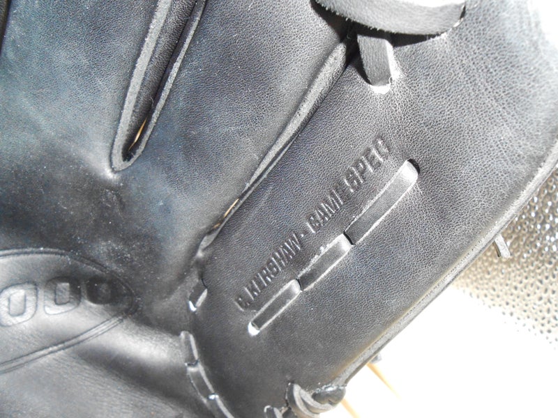 Pre-owned Leather Gloves In Silver