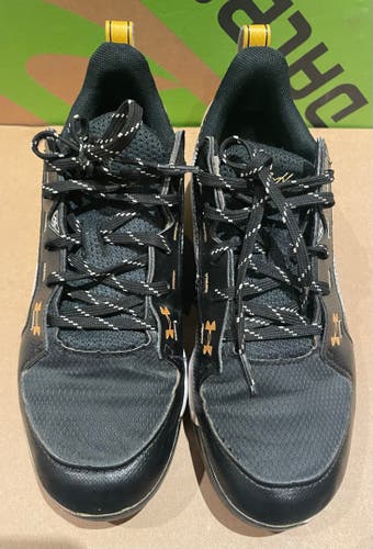 Under Armour Harper 6 Youth Low JR TPU Molded Baseball Cleat size 5Y