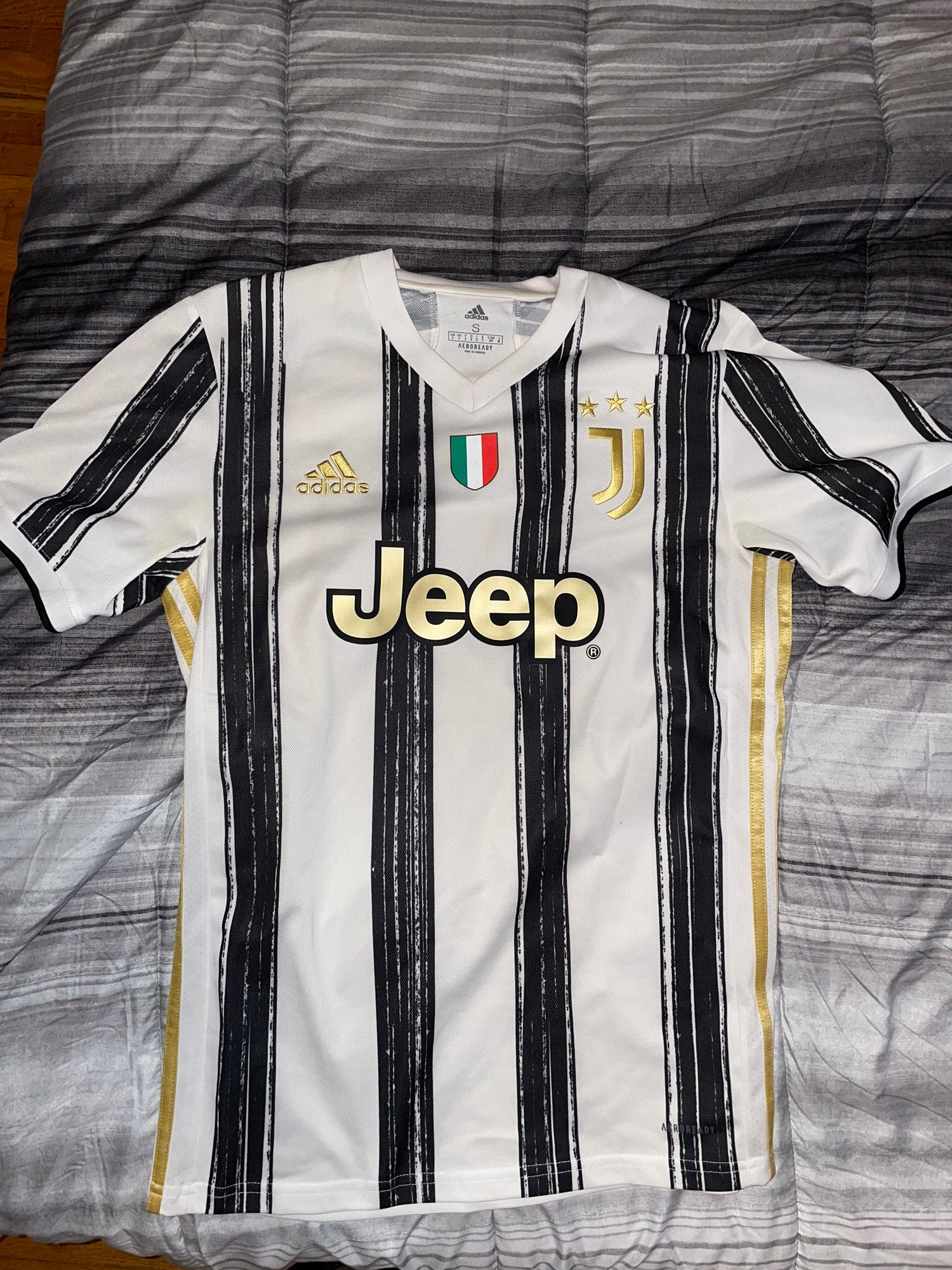 Juventus Soccer Jerseys & Gear