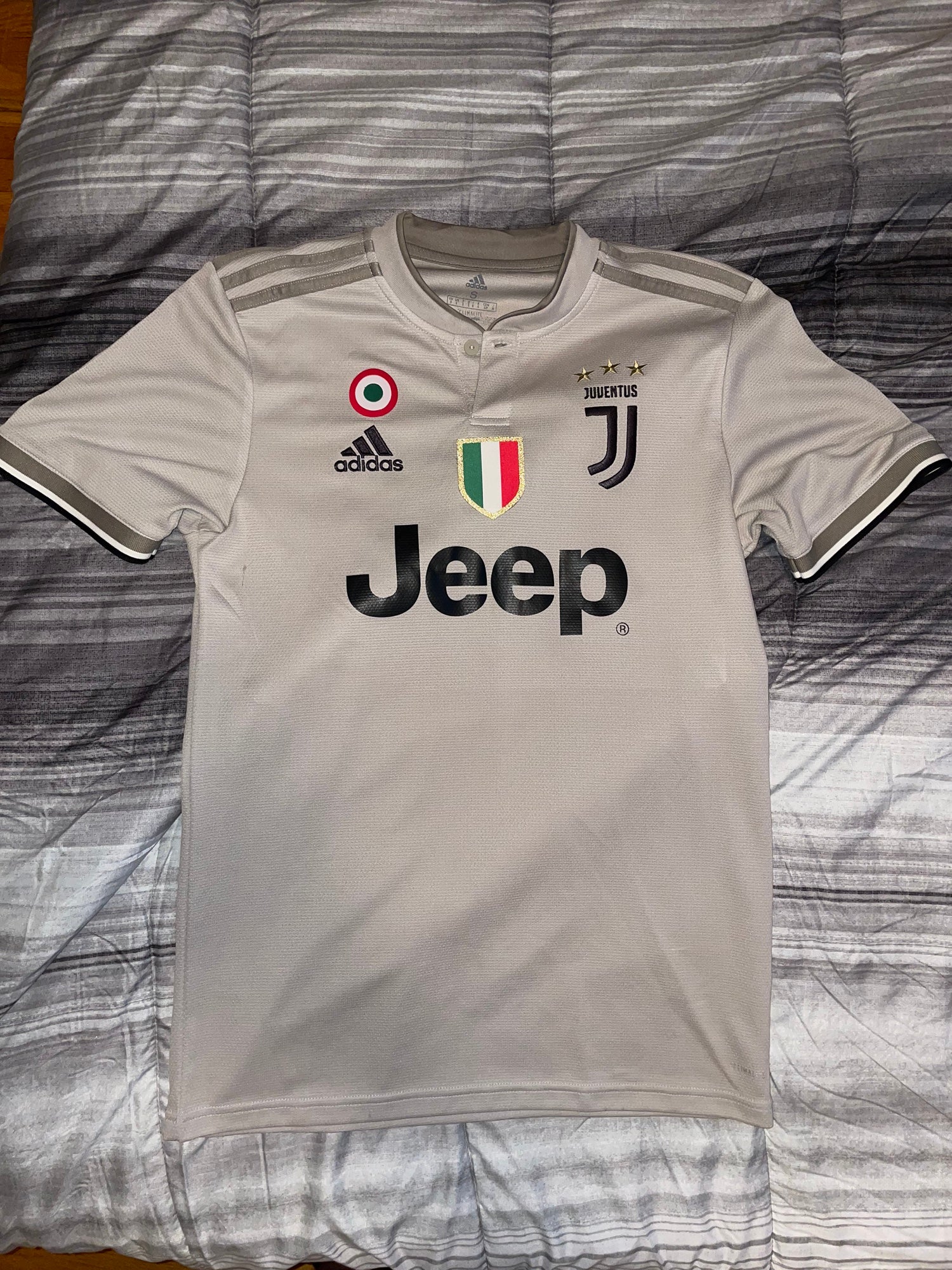 Juventus 2017-18 Away Kit Leaks?