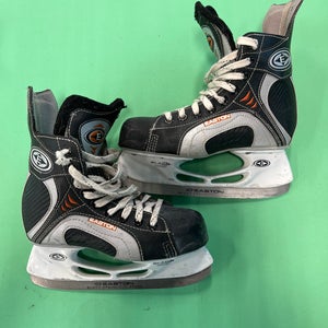 Easton Synergy 200 Hockey Skates | Junior 3