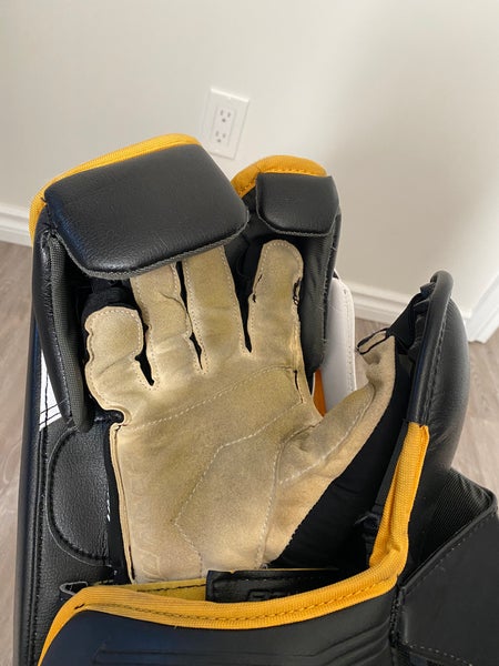 Bauer Supreme Mach Pro Custom Senior Custom Goalie Glove