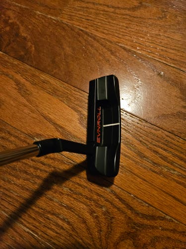 Black Men's Used Evnroll Right Handed Blade ER1.2 Putter 34"