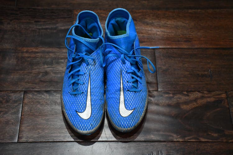 Blue Used Size 8.5 (Women's 9.5) Nike Cleats