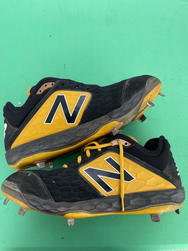 New Balance Fresh Foam 3000V4 Mother's Day Baseball Cleats Size 9.5 for  Sale in Pomona, CA - OfferUp