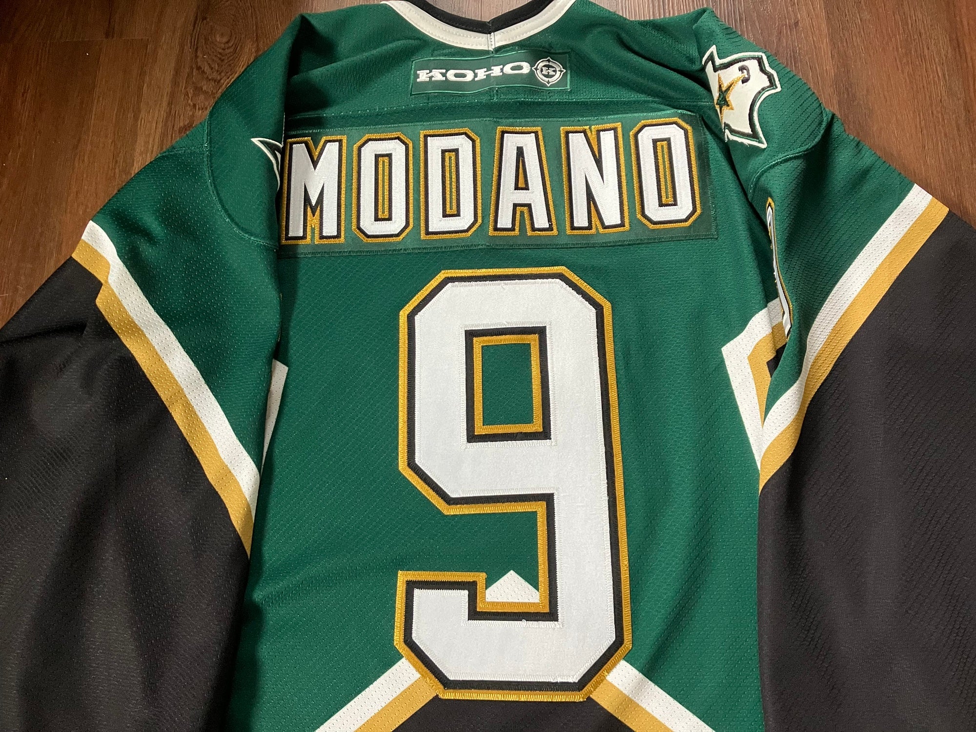 Mike Modano Dallas Stars Authentic Old Time Hockey Sawyer Hooded Sweatshirt  Jersey (Cream)