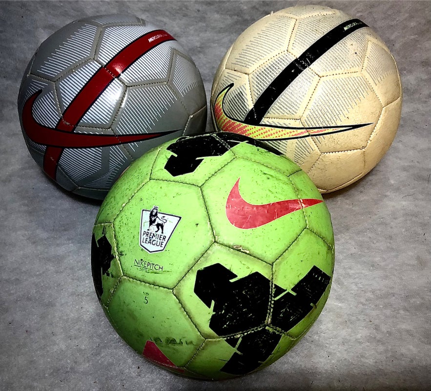 Lot of (3) Nike Soccer Balls Size: 5