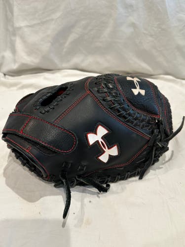 Under armour baseball Youth catchers mitt 31.5”