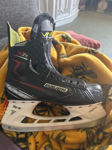 Used Bauer Size 6 Vapor X2.6 Hockey Skates