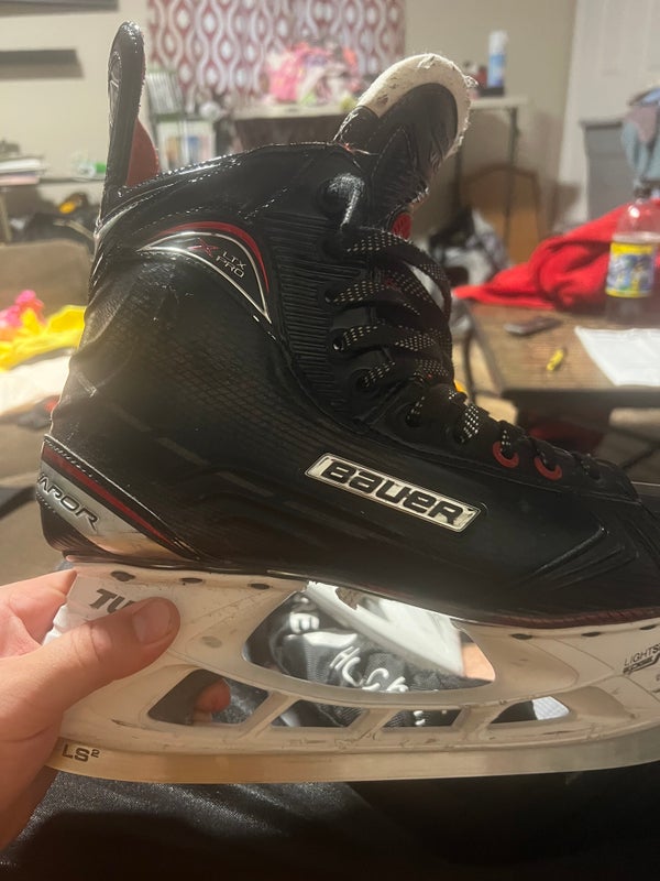 Used hockey skates – Size 43, Sharpening is included - Golden Skate